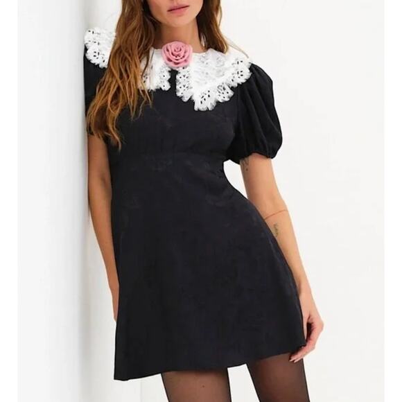 For Love & Lemons Yasmin Collared Floral Mini Dress Black White Size Small NWT - Picture 4 of 15